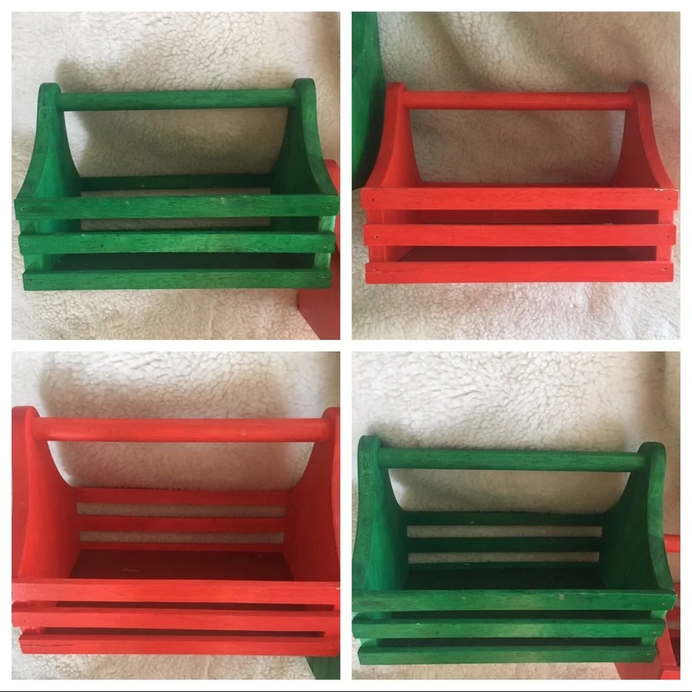 2/$15 🎄2 Wood Baskets with Handles